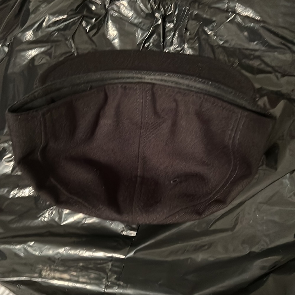 Fitted ballcap - Picture 3 of 5